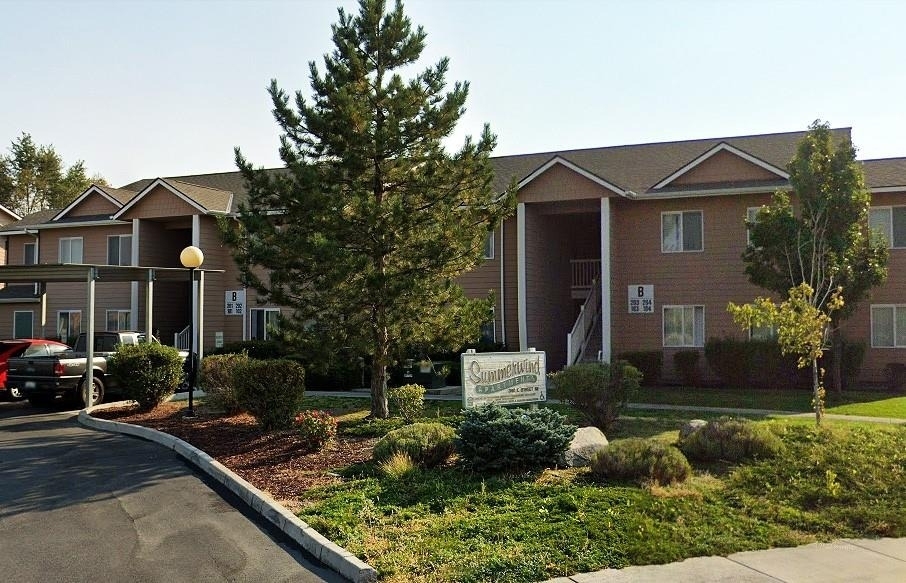 340 E Street - Photo 0
