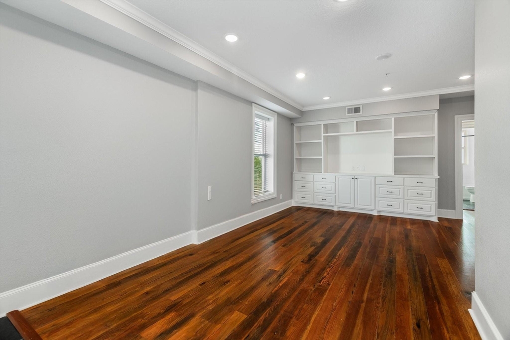 405 24th Street - Photo 6