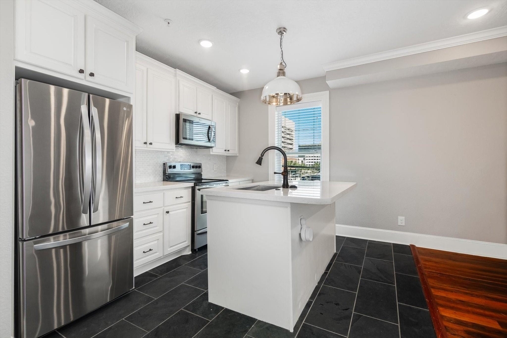 405 24th Street - Photo 9