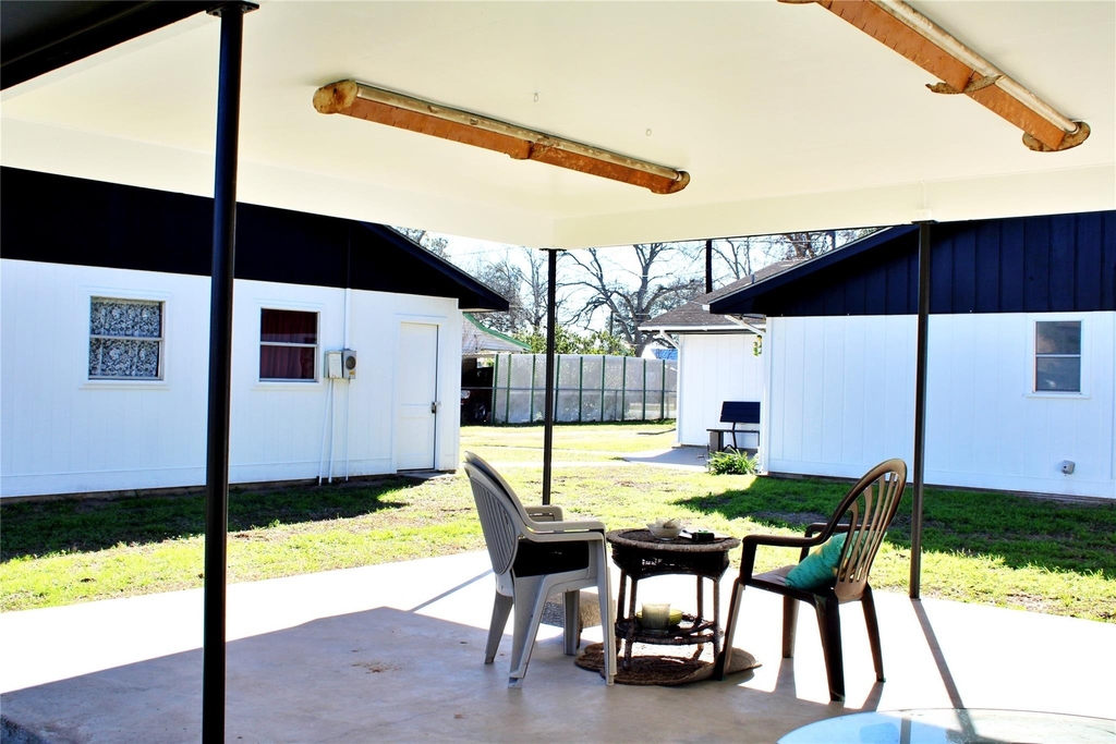218 Smith Street - Photo 27