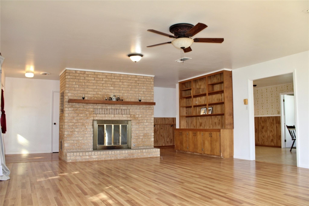 218 Smith Street - Photo 4