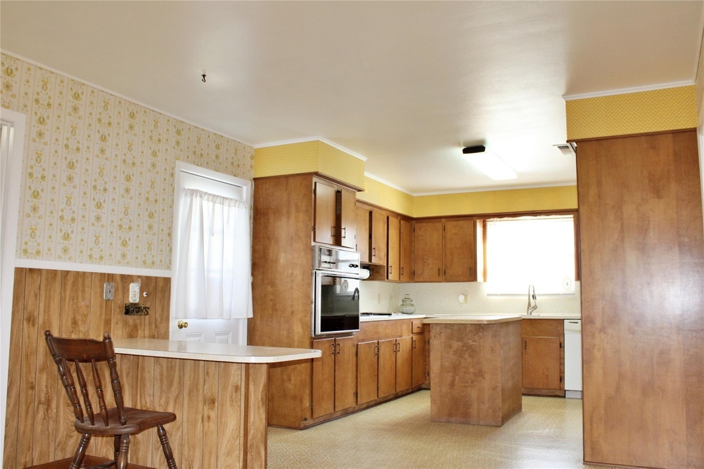 218 Smith Street - Photo 5