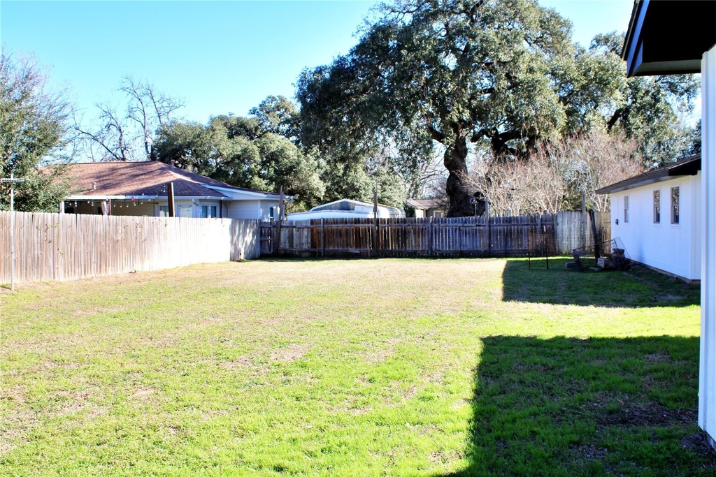 218 Smith Street - Photo 26
