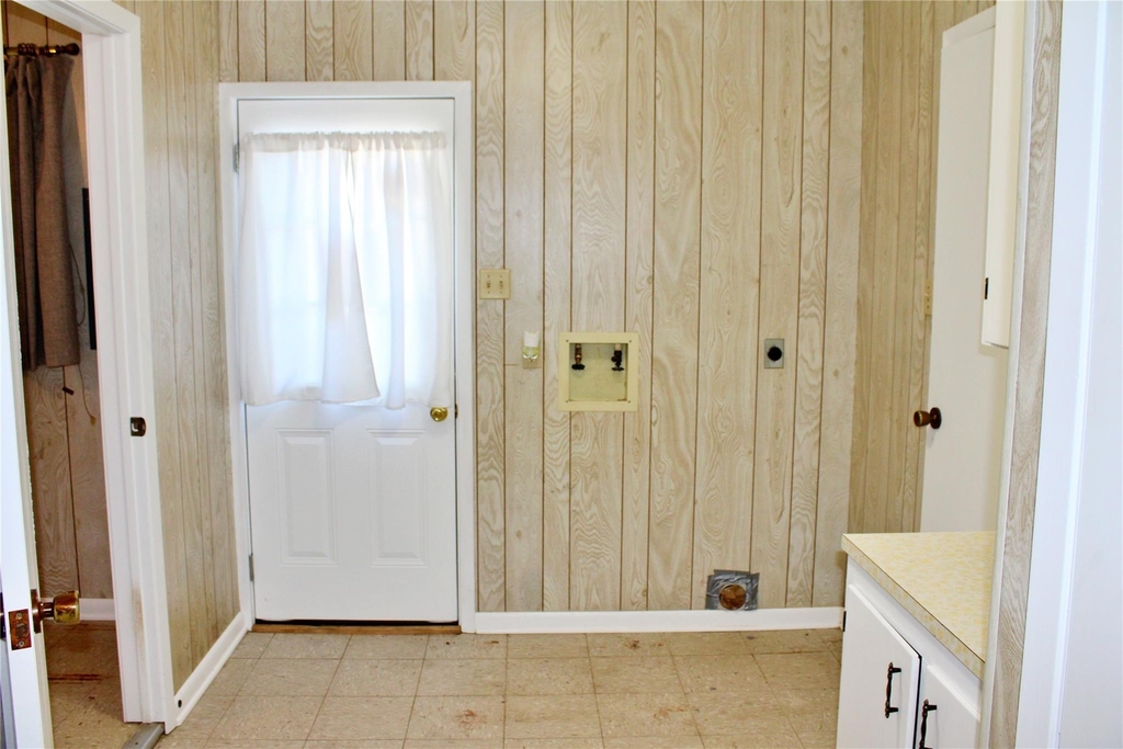 218 Smith Street - Photo 11