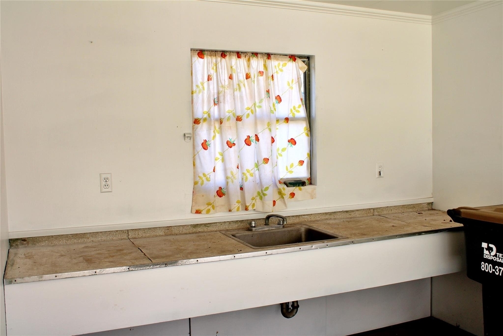 218 Smith Street - Photo 31