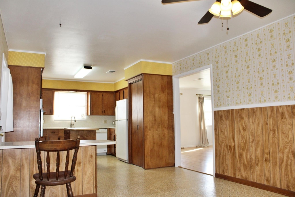 218 Smith Street - Photo 6