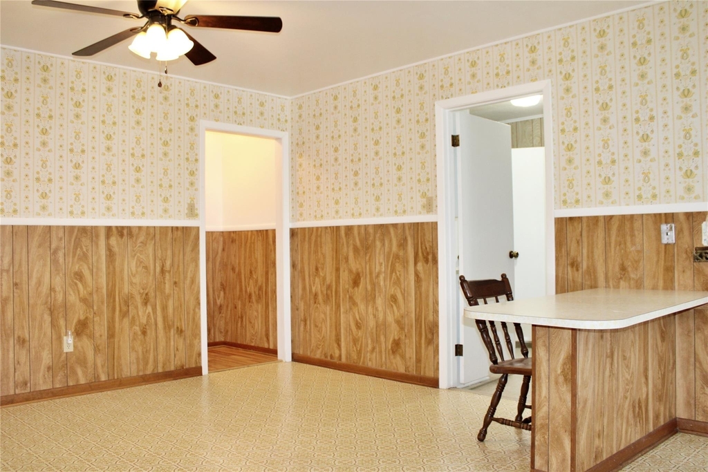 218 Smith Street - Photo 10