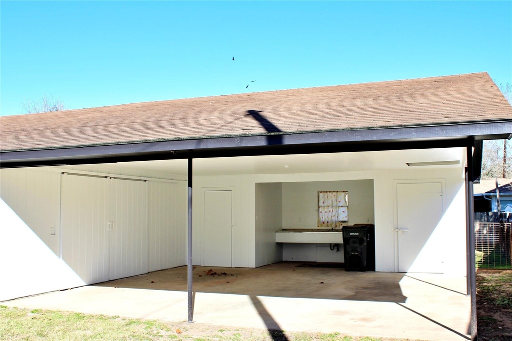 218 Smith Street - Photo 30