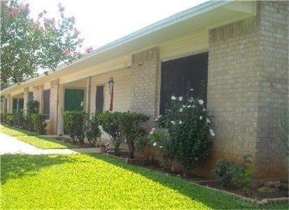 500 Cross Creek - Photo 1