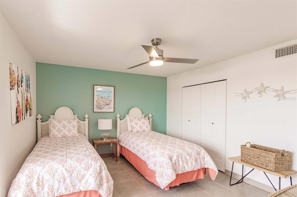 1125 W Peppertree Drive - Photo 15
