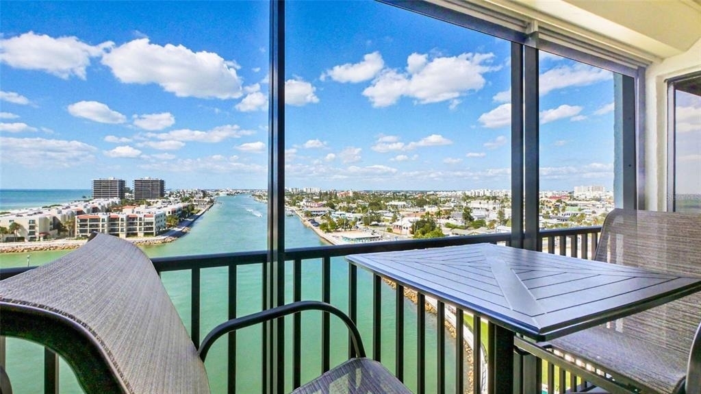 7150 Sunset - Photo 2