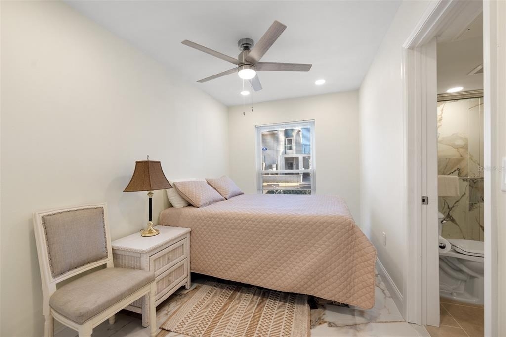 240 Medallion Boulevard - Photo 11