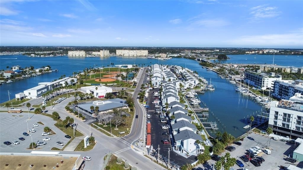 240 Medallion Boulevard - Photo 21