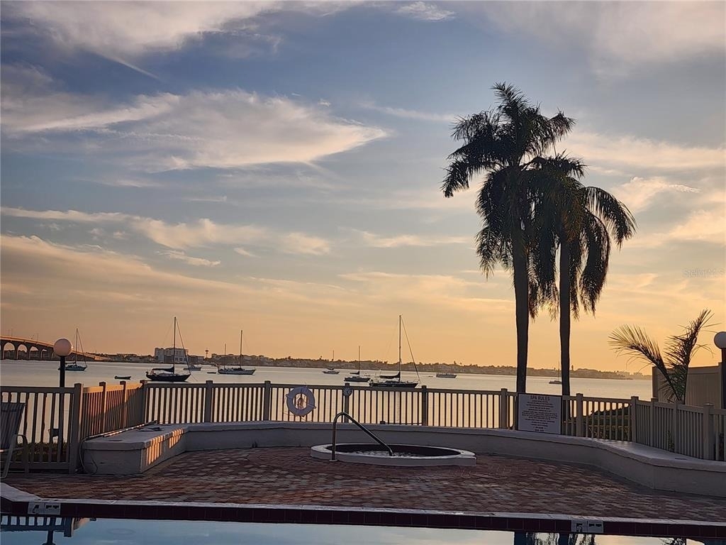 6361 Bahia Del Mar Boulevard - Photo 26