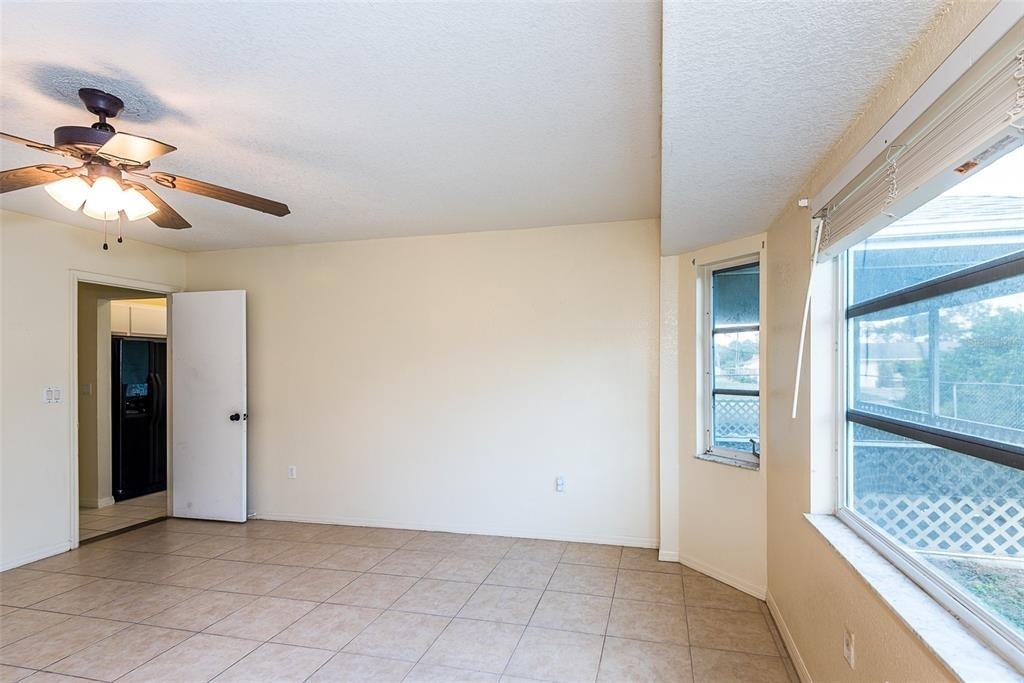 504 Vannell Street - Photo 15