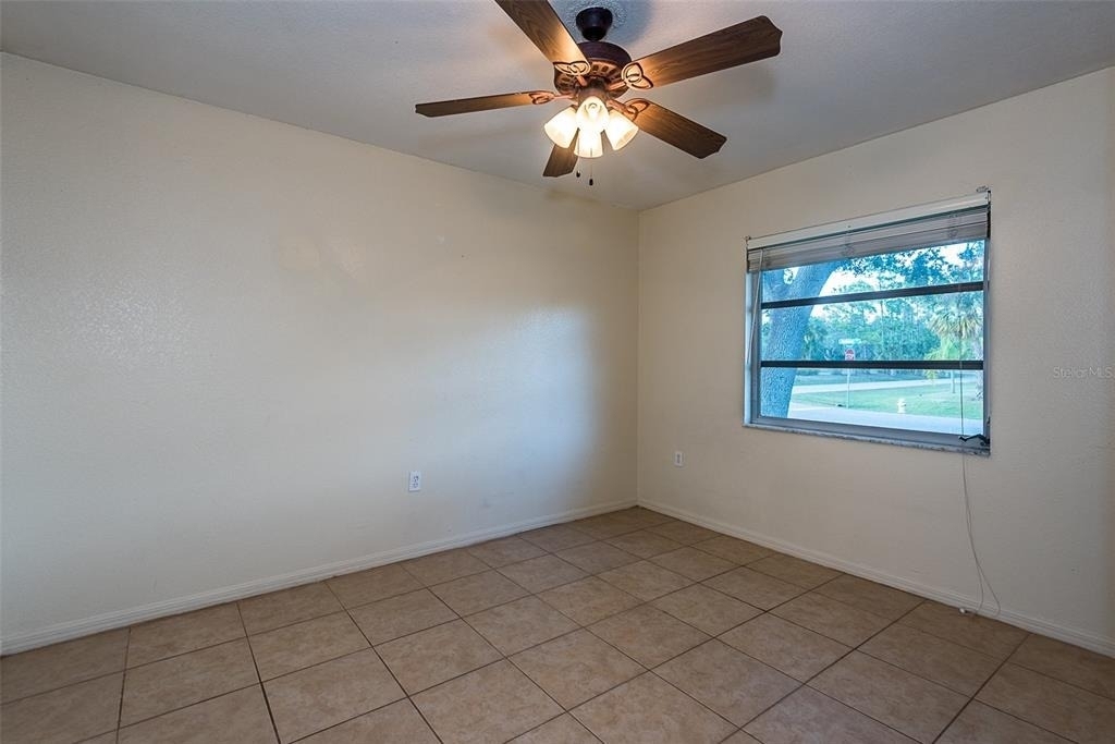 504 Vannell Street - Photo 18