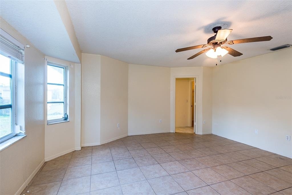 504 Vannell Street - Photo 14