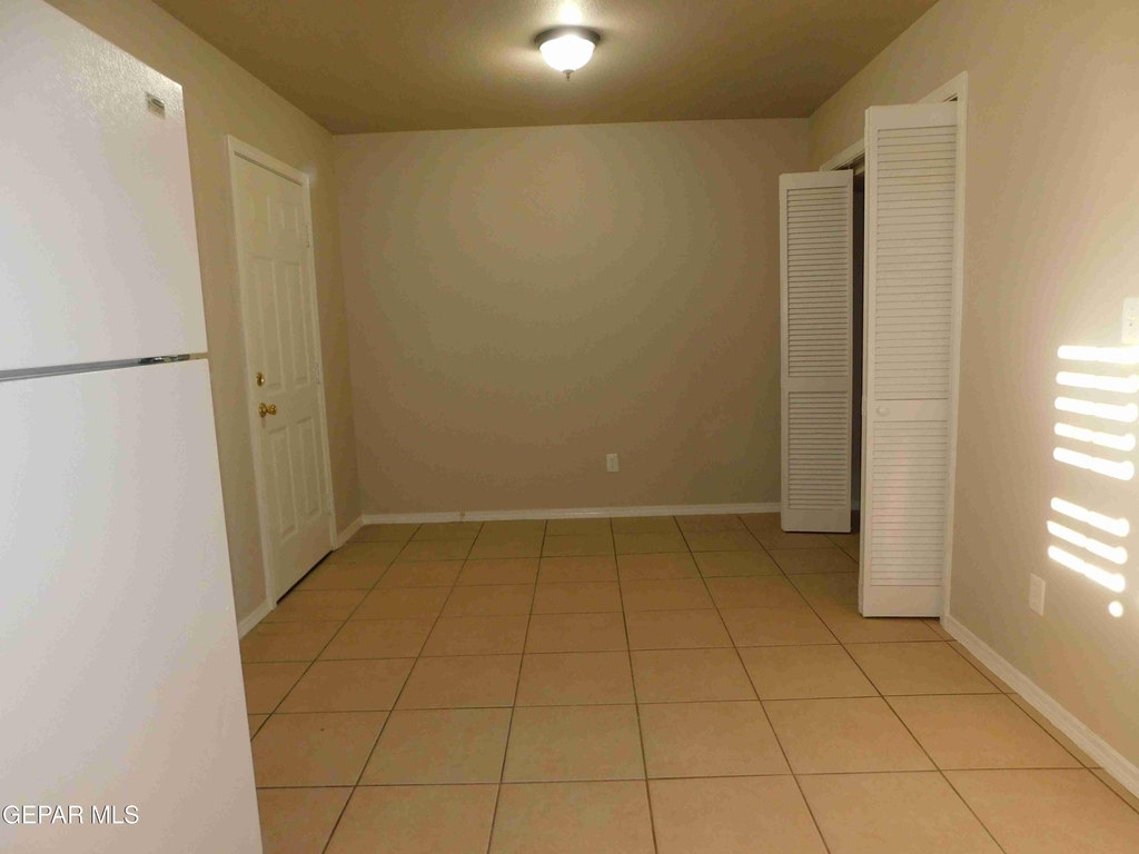 10021 Railroad Drive - Photo 9