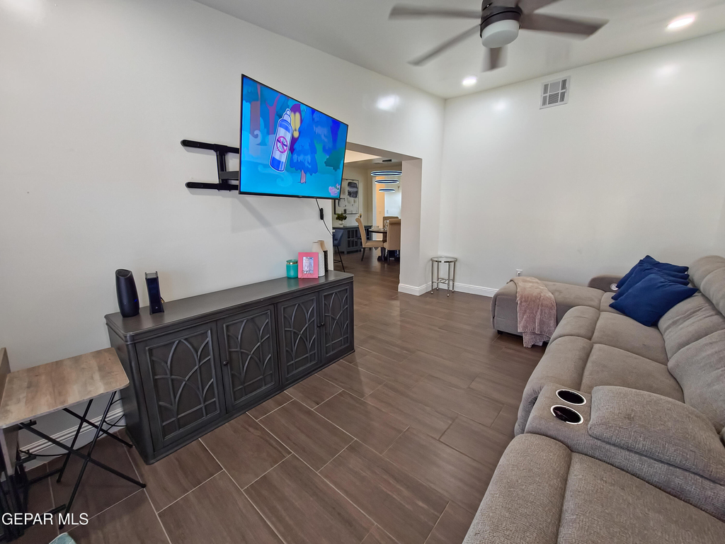 7321 Cuba Drive - Photo 15