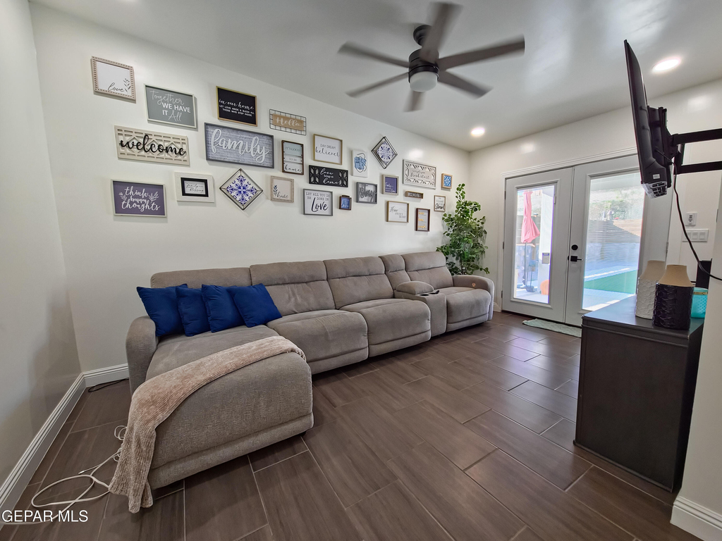 7321 Cuba Drive - Photo 16