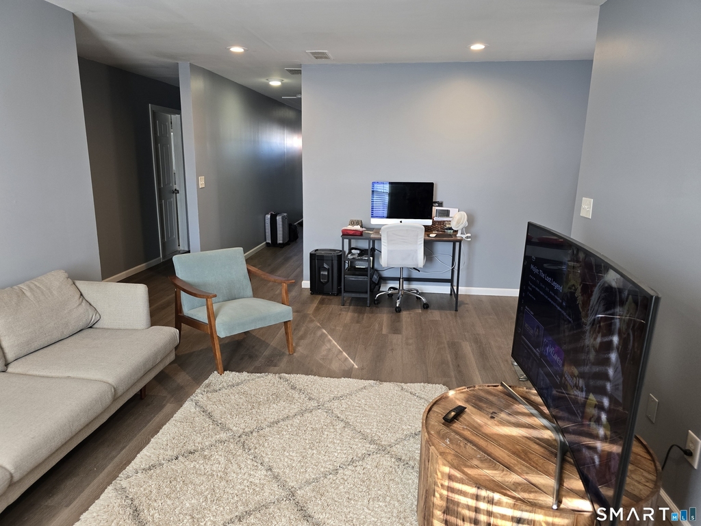 90 Bond Street - Photo 7