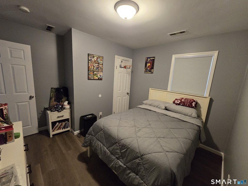 90 Bond Street - Photo 1