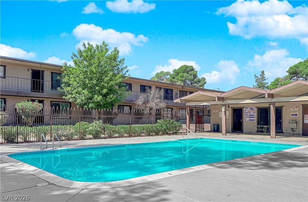 3726 Hazelwood Street - Photo 6
