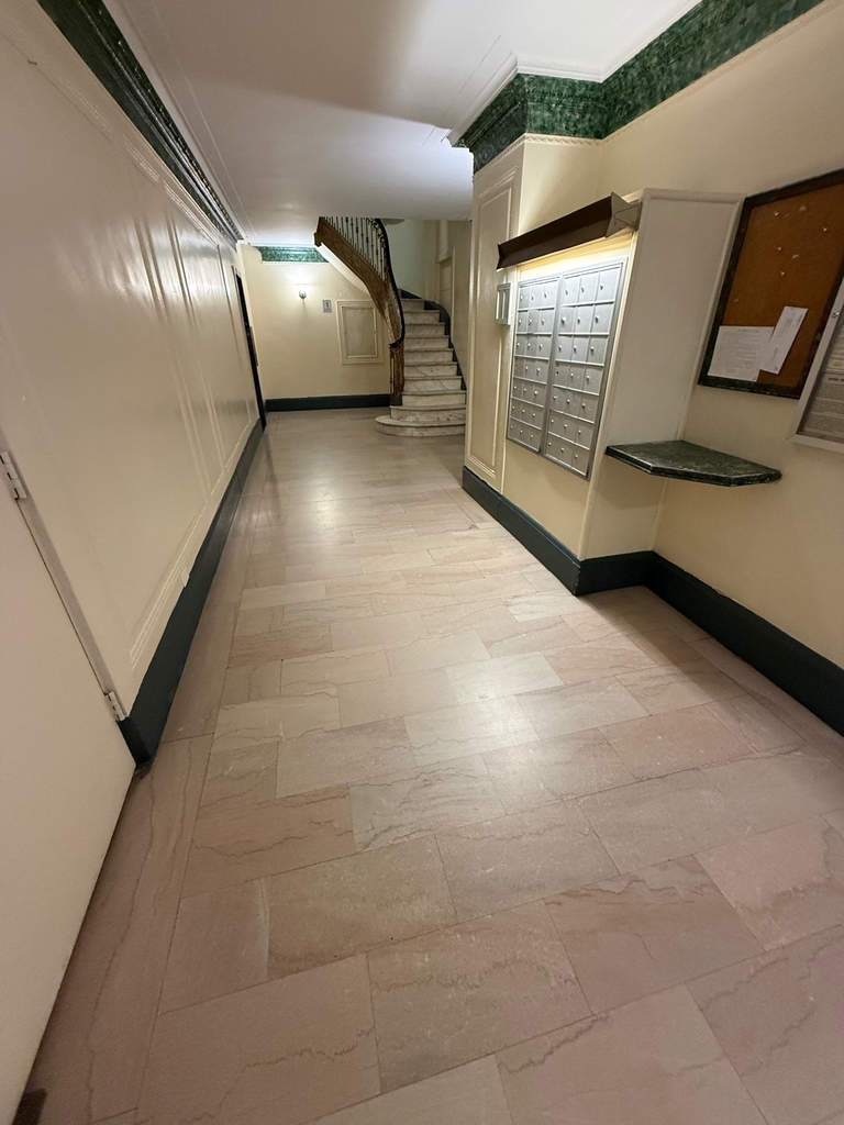 55 West 55th Street - Photo 14