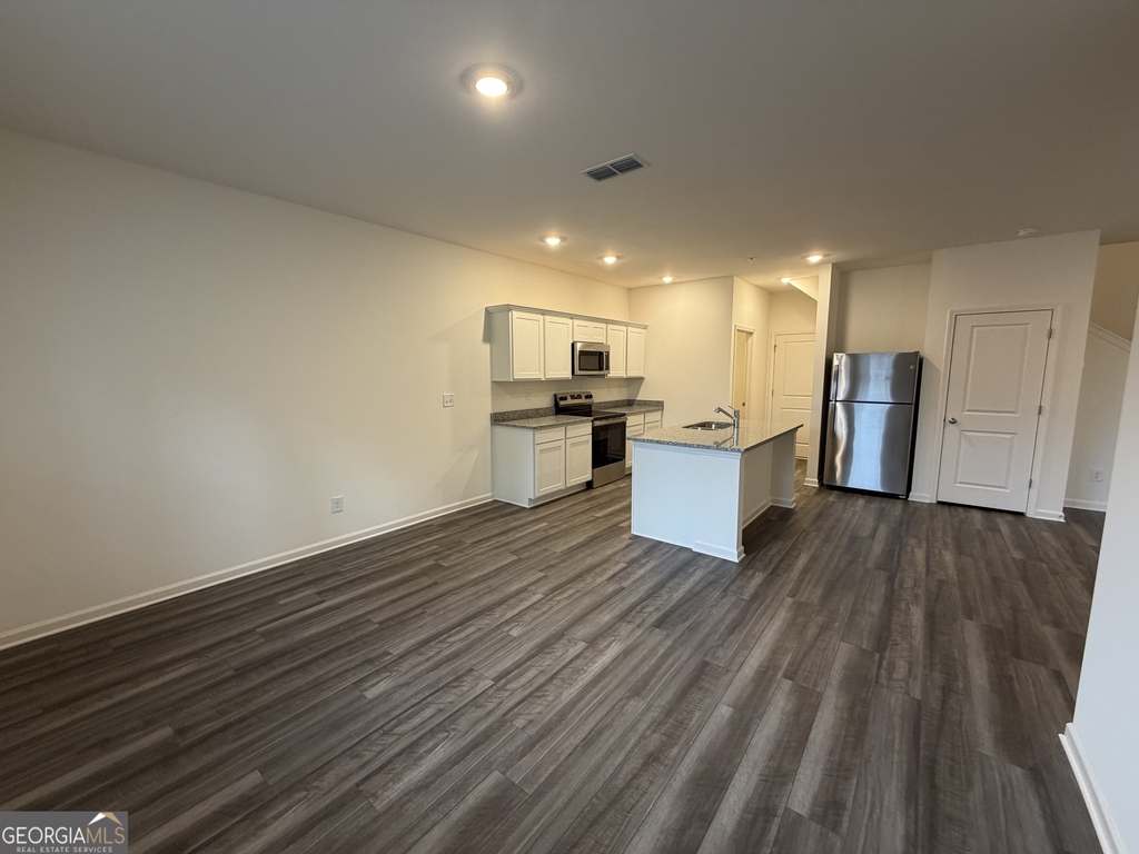 1204 Fagiolo Street - Photo 7