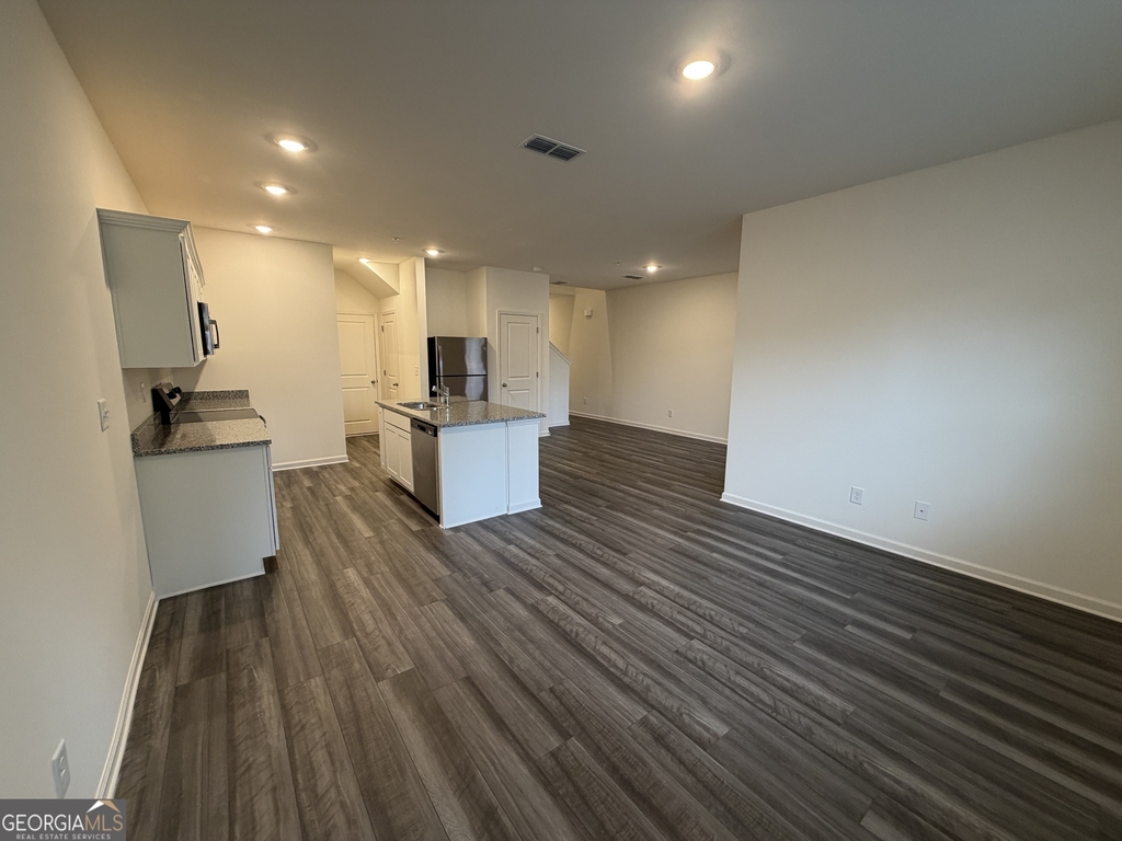 1204 Fagiolo Street - Photo 8