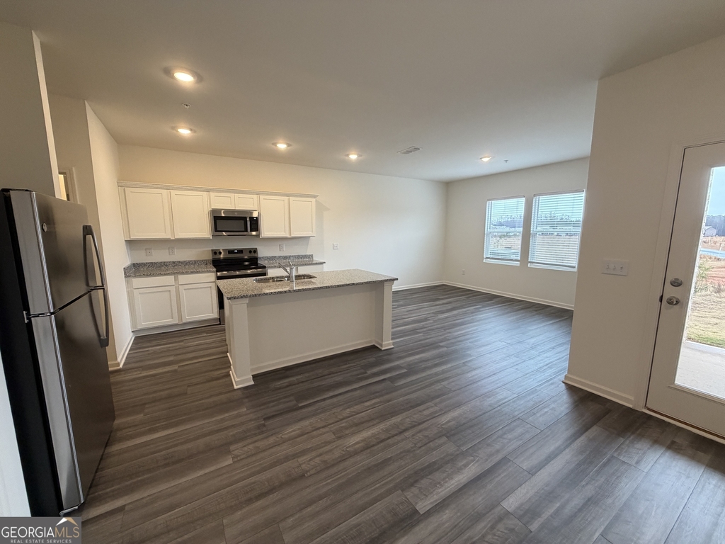 1205 Fagiolo Street - Photo 2