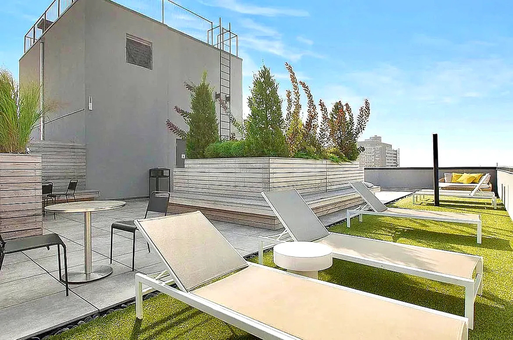 1326 Ocean Avenue - Photo 13