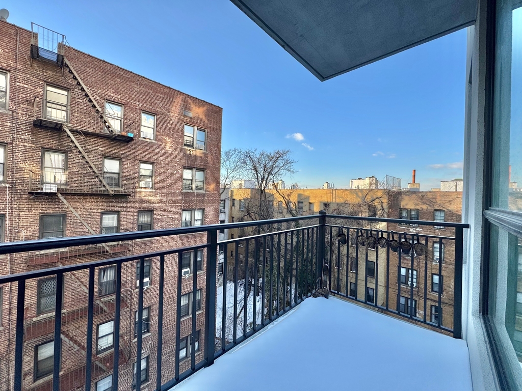 1326 Ocean Avenue - Photo 4