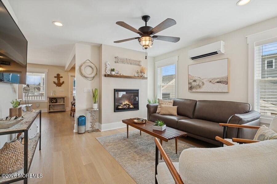 124 2nd Avenue - Photo 2