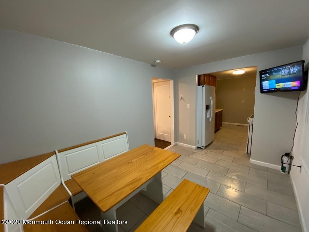 328 Jersey Avenue - Photo 7