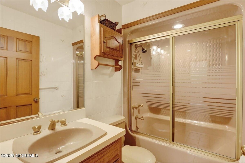 8 Ortley Avenue - Photo 32
