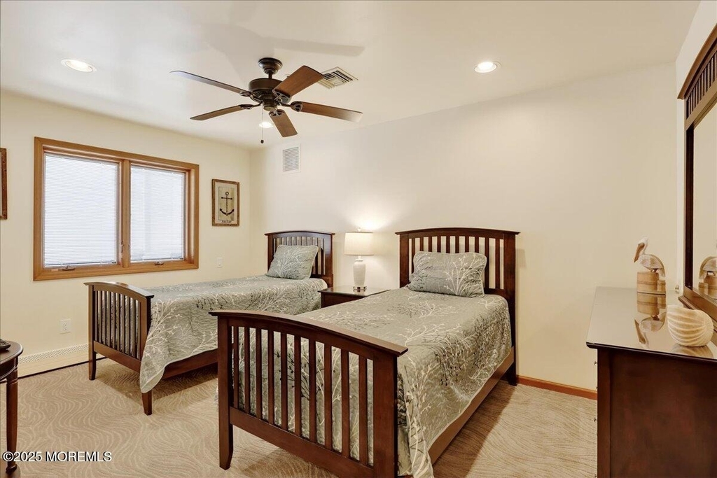 8 Ortley Avenue - Photo 34