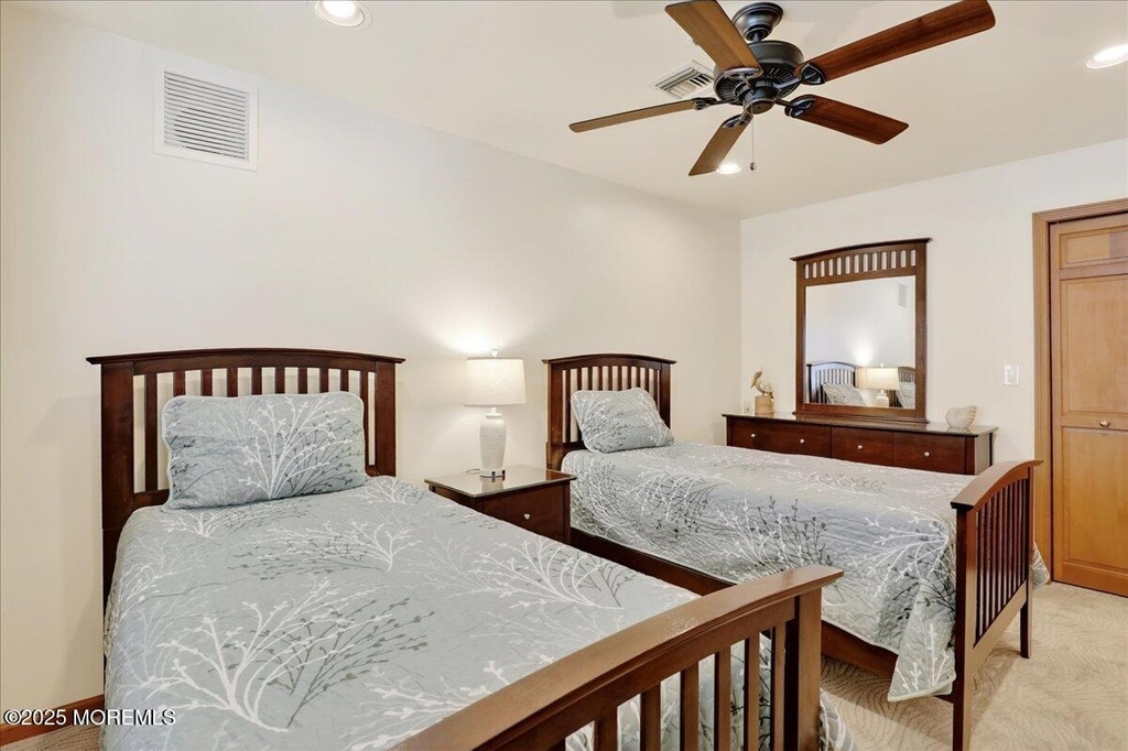 8 Ortley Avenue - Photo 35