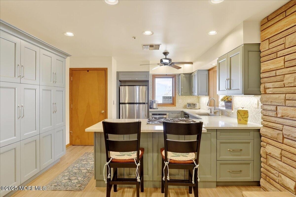 8 Ortley Avenue - Photo 15