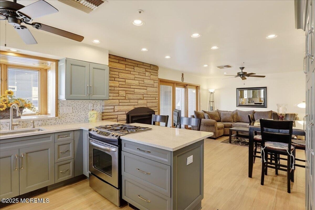 8 Ortley Avenue - Photo 16