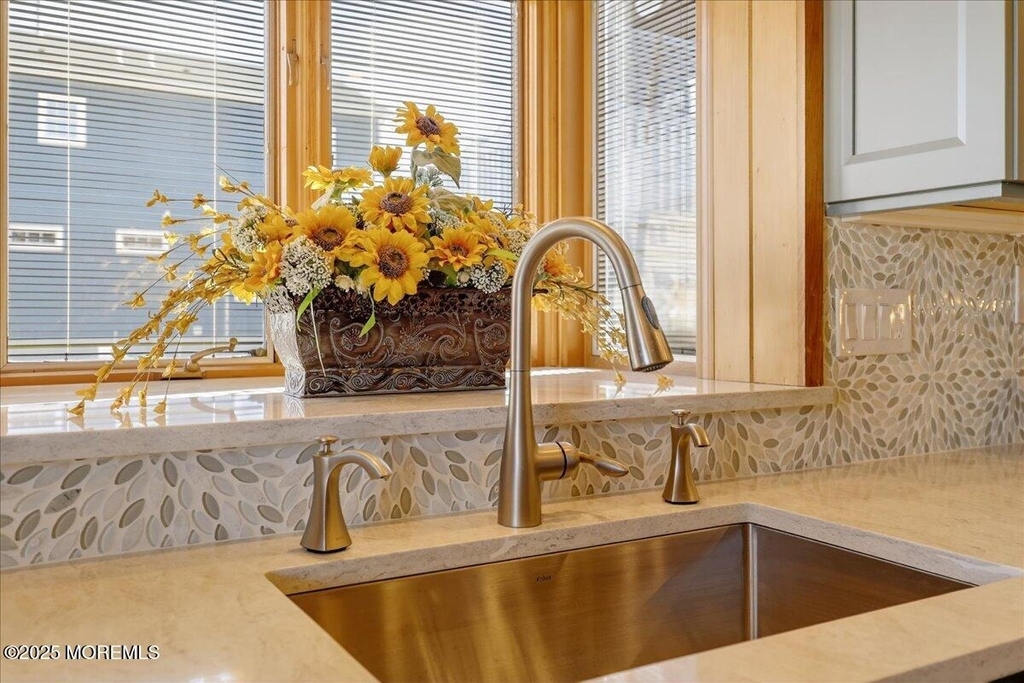 8 Ortley Avenue - Photo 12