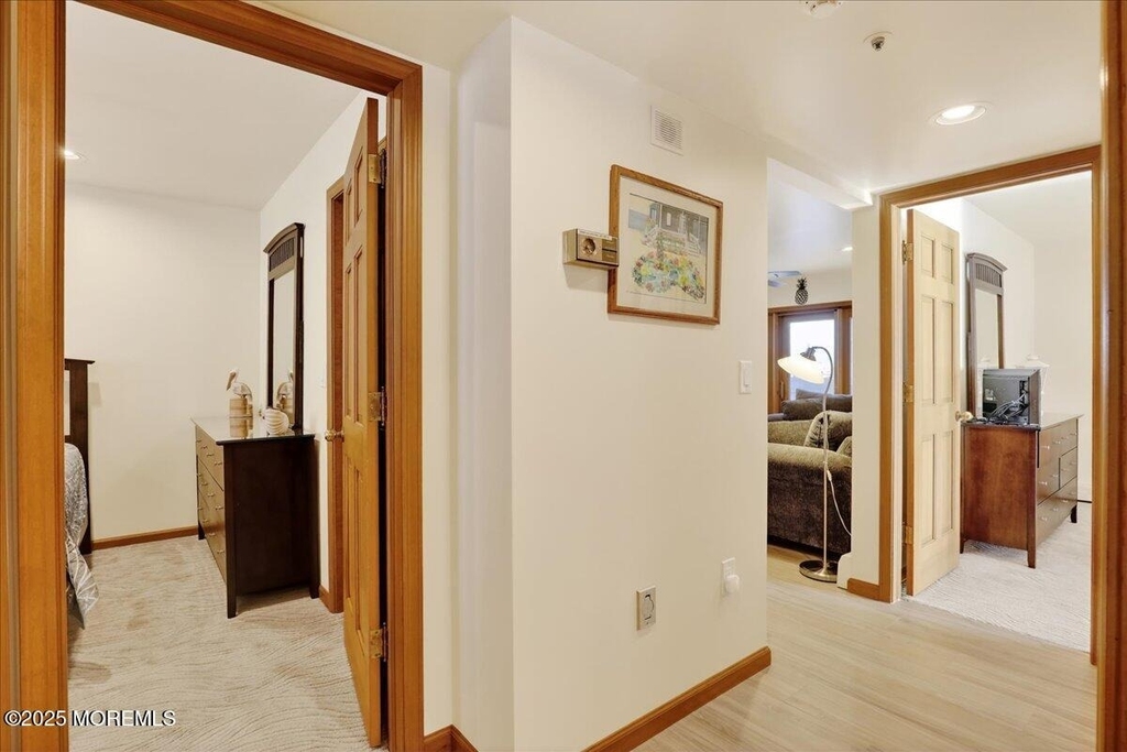 8 Ortley Avenue - Photo 33