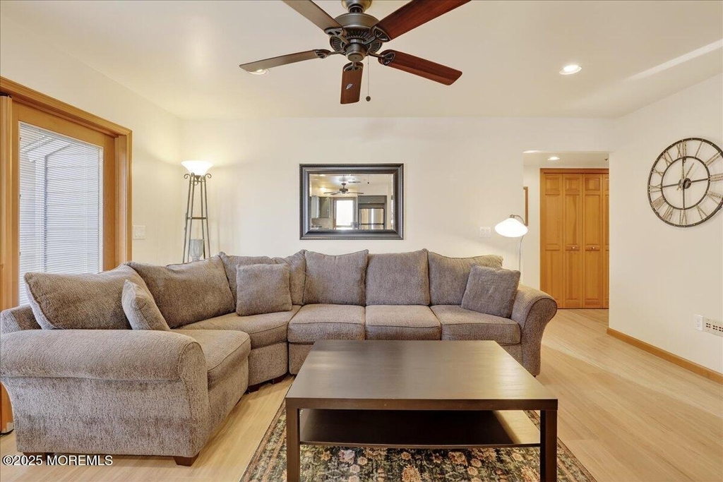 8 Ortley Avenue - Photo 23