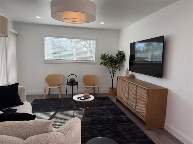 716 E Pecan Street - Photo 1