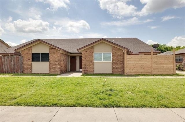 716 E Pecan Street - Photo 12