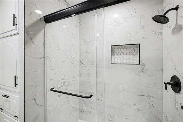 716 E Pecan Street - Photo 17