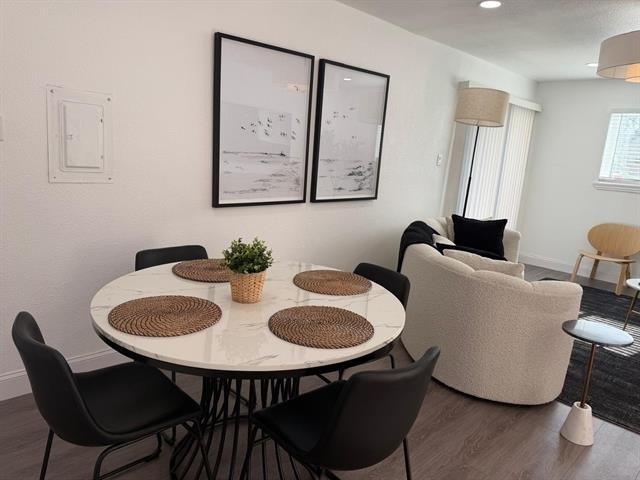 716 E Pecan Street - Photo 2
