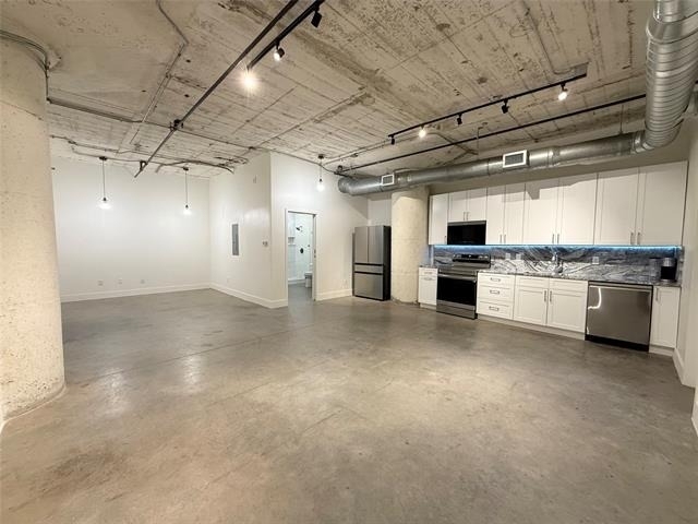 1122 Jackson Street - Photo 6