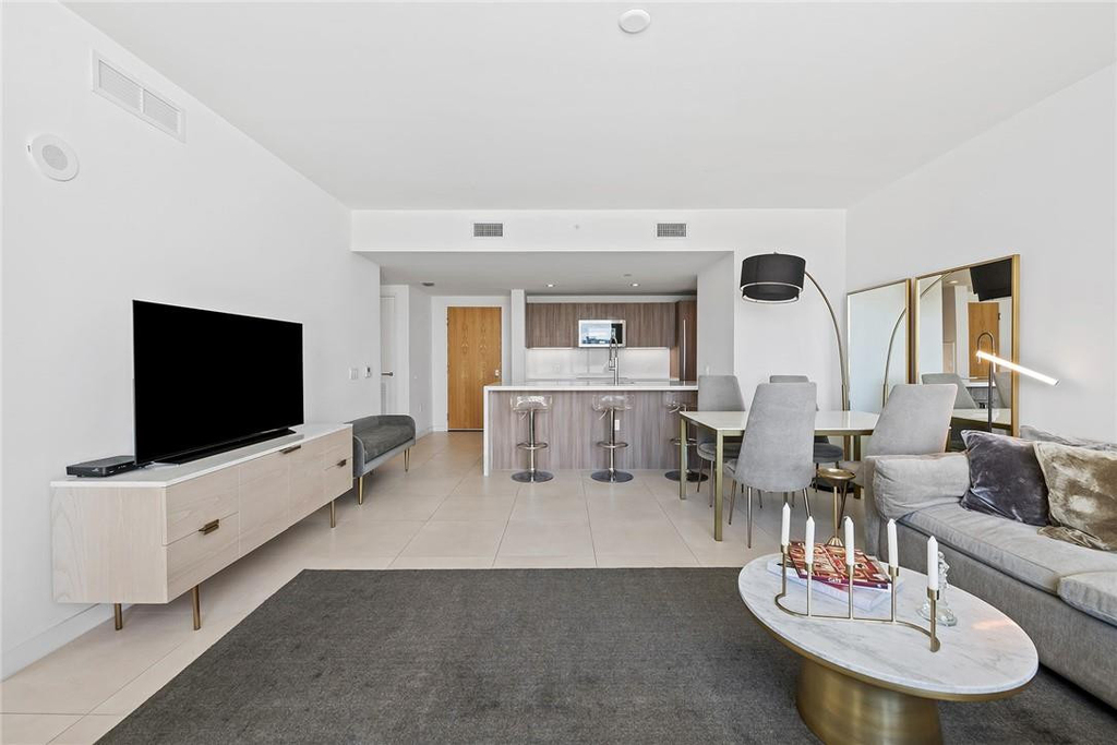 401 N Birch Road - Photo 5