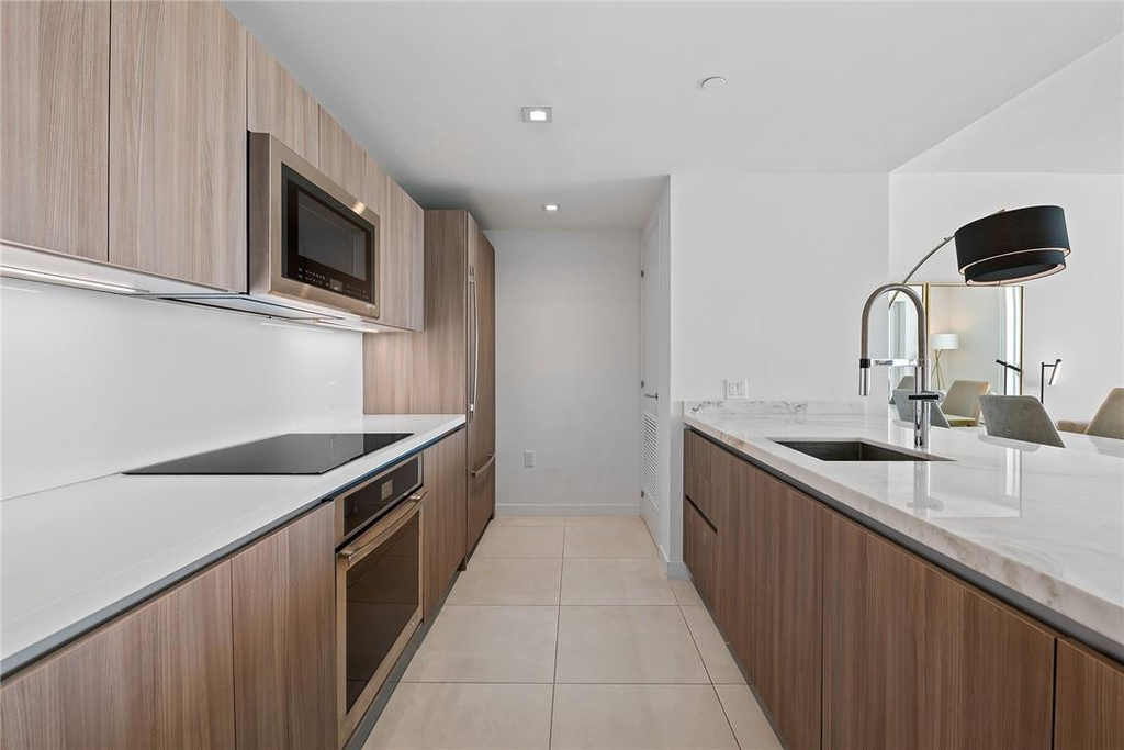 401 N Birch Road - Photo 8